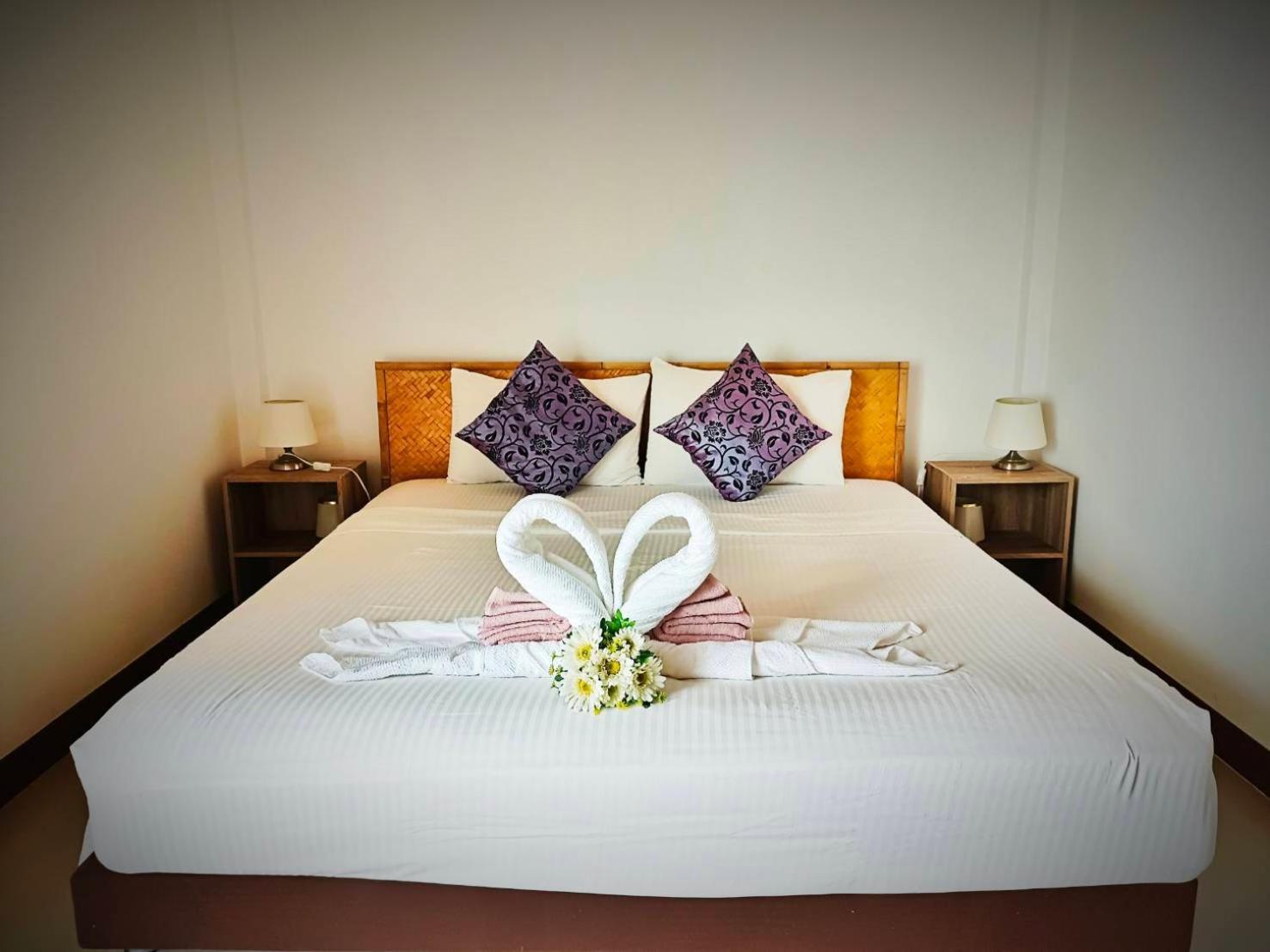 Kingsacre Hotel Nai Yang-stranden Eksteriør billede
