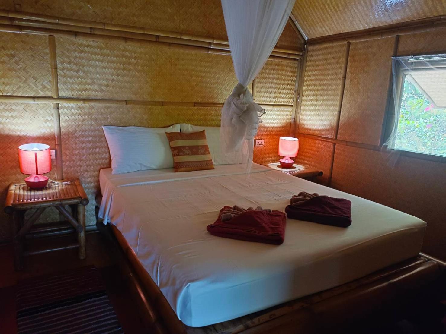 Kingsacre Hotel Nai Yang-stranden Eksteriør billede